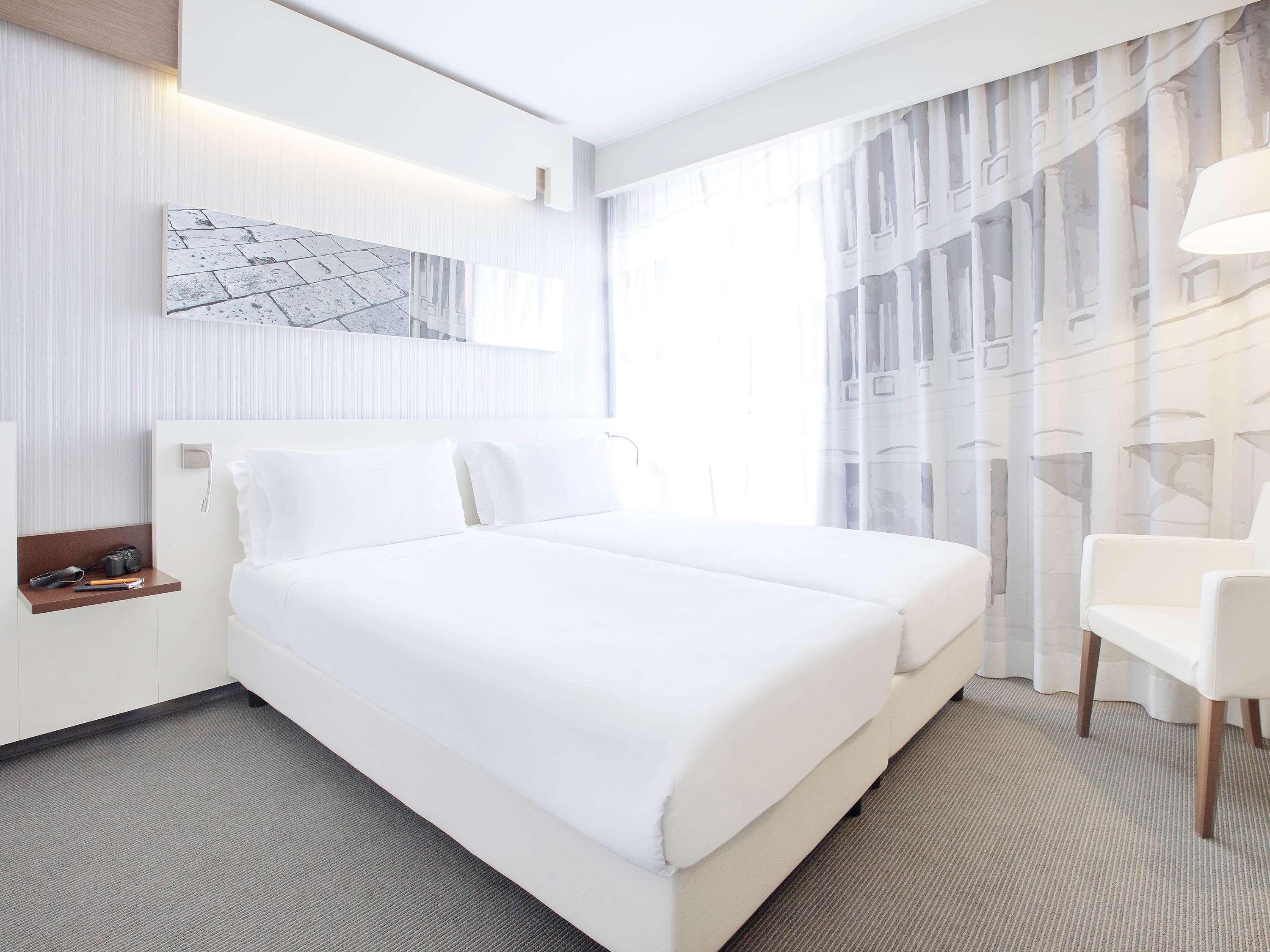 โงแรมไอบิส สไตล์ โรมา อียูอาร์ Hotel ภายนอก รูปภาพ