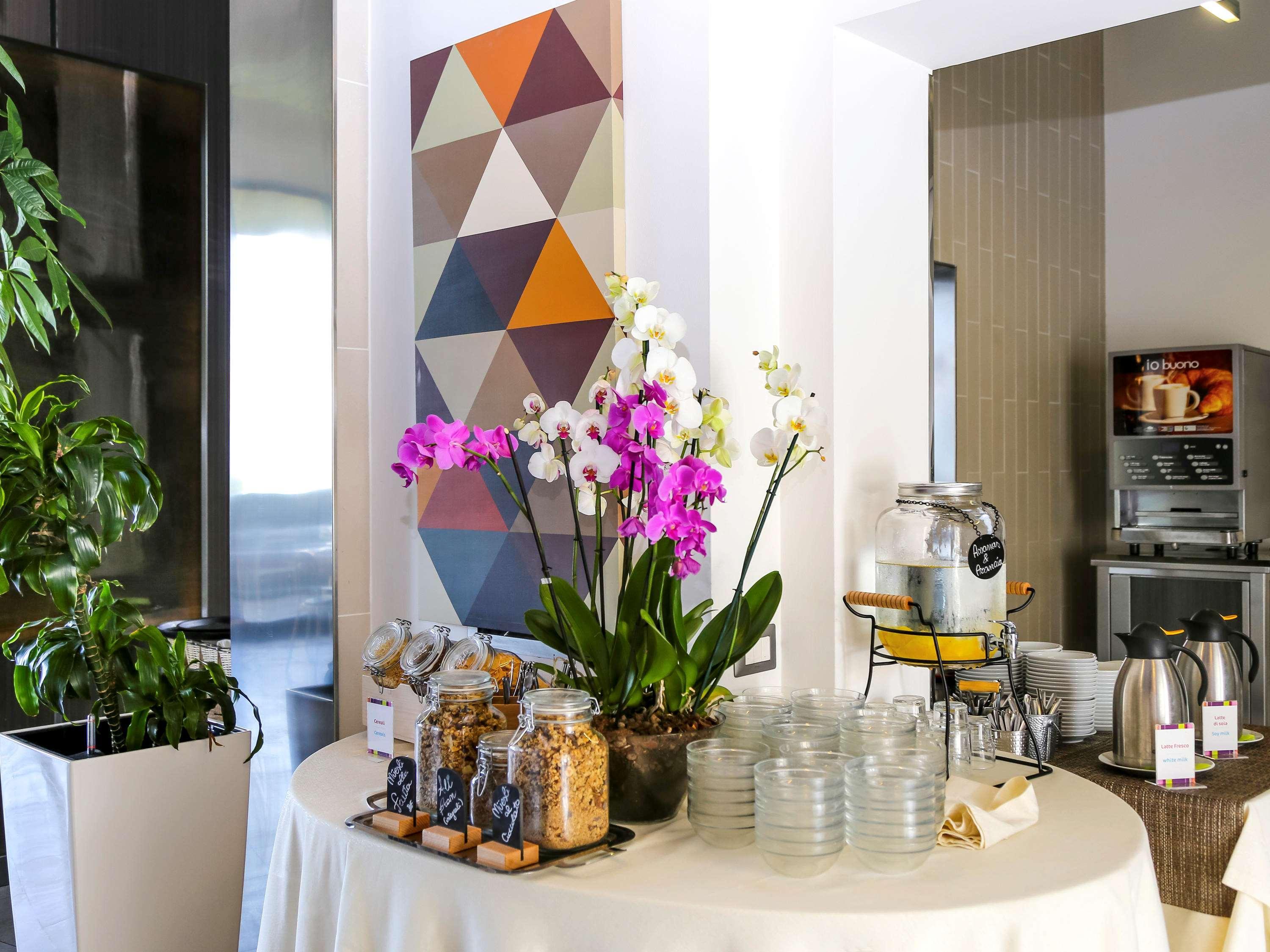 โงแรมไอบิส สไตล์ โรมา อียูอาร์ Hotel ภายนอก รูปภาพ